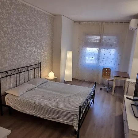 Per Uso Turistico Capone Alessia - A Due Passi Dal Centro Apartman *