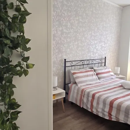Per Uso Turistico Capone Alessia - A Due Passi Dal Centro Apartman Viterbo